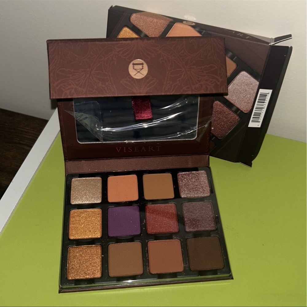 NIB - Viseart Le Marais Étendu - Eyeshadow Palette